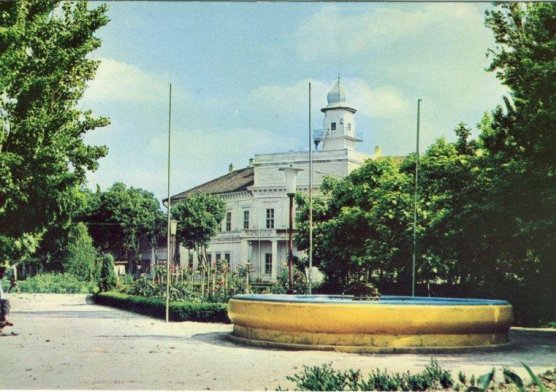 Ada na starim fotografijama